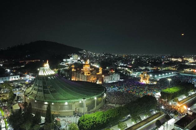 Annual Celebration of the Day of the Virgin of Guadalupe Thousands of pilgrims arrive at the Basilica of Guadalupe to witness the serenades to the Virgin of Guadalupe for the celebration of the Day of the Virgin of Guadalupe. on December 12, 2025 in Mexico City, Mexico. (Photo by Carlos Santiago Eyepix Group) Copyright: xCarlosxSantiagox xEyepixxGroupx CS_12122025_174052