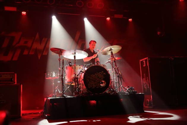 Rich Knox von der Band Danko Jones bei einem Konzert im Astra Kulturhaus in Berlin, 12. Dezember 2025. Danko Jones Konzert Berlin