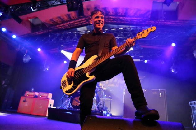 John Calabrese von der Band Danko Jones bei einem Konzert im Astra Kulturhaus in Berlin, 12. Dezember 2025. Danko Jones Konzert Berlin
