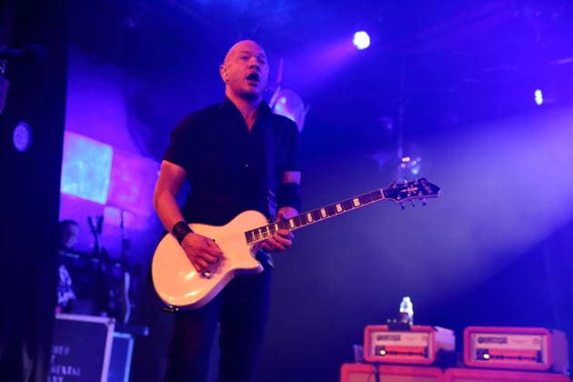 Danko Jones von der Band Danko Jones bei einem Konzert im Astra Kulturhaus in Berlin, 12. Dezember 2025. Danko Jones Konzert Berlin