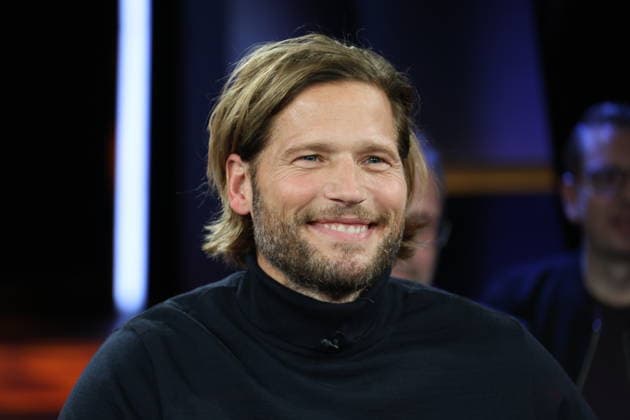 Sebastian Ströbel, Schauspieler, zu Gast in der NDR Talk Show am 12.12.2025, Fototermin vor der Live-Sendung im 3. Programm des NDR Fernsehen im Fernsehstudio Hamburg Lokstedt