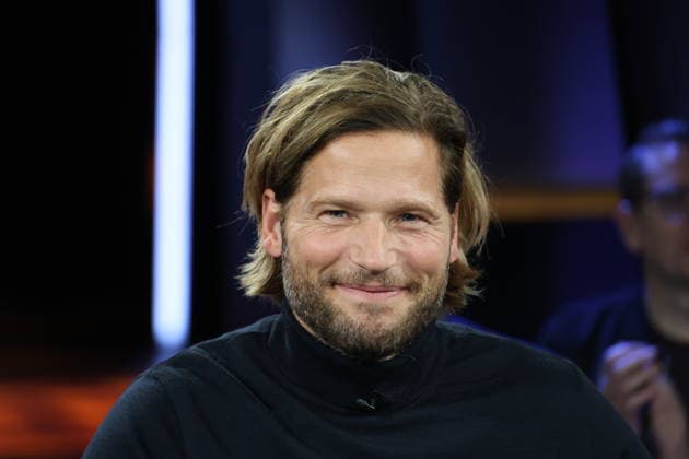 Sebastian Ströbel, Schauspieler, zu Gast in der NDR Talk Show am 12.12.2025, Fototermin vor der Live-Sendung im 3. Programm des NDR Fernsehen im Fernsehstudio Hamburg Lokstedt