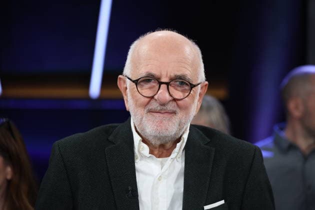 Prof. Helmut Seitz, Facharzt für Innere Medizin und Alkoholforscher, zu Gast in der NDR Talk Show am 12.12.2025, Fototermin vor der Live-Sendung im 3. Programm des NDR Fernsehen im Fernsehstudio Hamburg Lokstedt