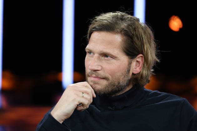 Sebastian Ströbel, Schauspieler, zu Gast in der NDR Talk Show am 12.12.2025, Fototermin vor der Live-Sendung im 3. Programm des NDR Fernsehen im Fernsehstudio Hamburg Lokstedt