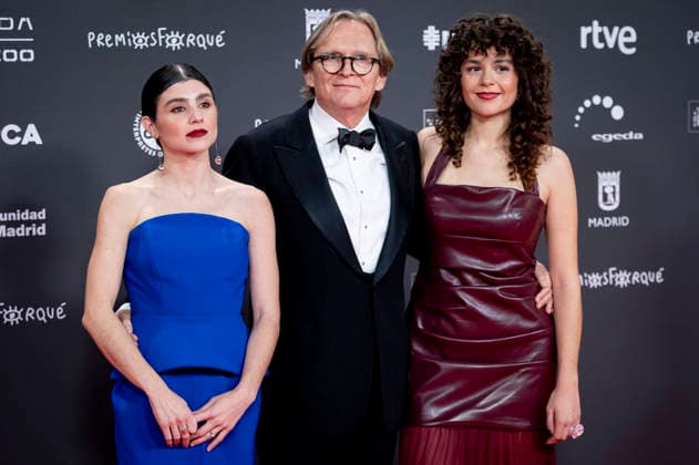 Red carpet of the 31st edition of the José María Forqué Awards The crew of the film El cuento de una noche de verano pose on the red carpet of the 31st edition of the José María Forqué Awards, at the Palacio Municipal de IFEMA, on December 13, 2025, in Madrid Spain The José María Forqué Film Awards, known as the Forqué Awards, were created in 1996 by Egeda EGEDA to honor the memory of José María Forqué, a figure in Spanish filmmaking and the first president of Egeda EGEDA EGEDA, were created in 1996 by the Entidad de Gestión de Derechos de los Productores Audiovisuales Egeda to honor the memory of José María Forqué, a leading figure in Spanish filmmaking and the first president of Egeda EGEDA created the award with the aim of disseminating  Copyright: xAlbertoxOrtegax 7168157
