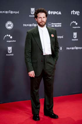Red carpet of the 31st edition of the José María Forqué Awards Actor Álvaro Cervantes poses on the red carpet of the 31st edition of the José María Forqué Awards, at the IFEMA Municipal Palace, on December 13, 2025, in Madrid Spain The José María Forqué Film Awards, known as Premios Forqué, were created in 1996 by the Entidad de Gestión de Derechos de los Productores Audiovisuales Egeda to honor the memory of José María Forqué, a leading figure in Spanish filmmaking and the first president of Egeda EGEDA created the award with the aim of disseminating the importance of the Spanish audiovisual industry and promoting the figure of the film producer 13 DECEMBER 2025 Madrid Madrid Espana  Copyright: xAlbertoxOrtegax 7168303