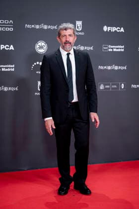 Red carpet of the 31st edition of the José María Forqué Awards Director Alberto Rodríguez poses on the red carpet of the 31st edition of the José María Forqué Awards, at the IFEMA Municipal Palace, on December 13, 2025, in Madrid Spain The José María Forqué Film Awards, known as Premios Forqué, were created in 1996 by the Entidad de Gestión de Derechos de los Productores Audiovisuales Egeda to honor the memory of José María Forqué, a leading figure in Spanish filmmaking and the first president of Egeda EGEDA created the award with the aim of disseminating the importance of the Spanish audiovisual industry and promoting the figure of the film producer 13 DECEMBER 2025 Madrid Madrid Espana  Copyright: xAlbertoxOrtegax 7168388