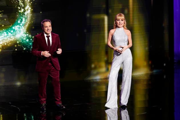 Gala of the 31st edition of the José María Forqué Awards Actor and screenwriter Daniel Guzmán and actress Cayetana Guillén Cuervo, during the gala of the 31st edition of the José María Forqué Awards, at the IFEMA Municipal Palace, on December 13, 2025, in Madrid Spain The José María Forqué Film Awards, known as Premios Forqué, were created in 1996 by the Entidad de Gestión de Derechos de los Productores Audiovisuales Egeda to honor the memory of José María Forqué, a leading figure in Spanish filmmaking and the first president of Egeda EGEDA created the award with the aim of disseminating the importance of the Spanish audiovisual industry and promoting the figure of the film producer 13 DECEMBER 2025 A Pé Madrid Madrid Espana  Copyright: xA.xPÃ rezxMecax 7168767