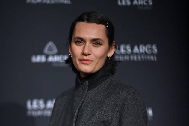 Opening Ceremony - Les Arcs Film Festival. FC LES ARCS, FRANCE - DECEMBER 13 Ella Rumpf attends the Opening Ceremony of the Les Arcs Film Festival on December 13, 2025 in Les Arcs, France.. Photo by Franck Castel ABACAPRESS.COM Les Arcs France  Copyright: xCastelxFranck ABACAx