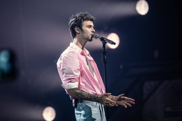 Solo concert of Ukrainian singer Max Barskih in Kyiv - 13 Dec 2025 Ukrainian singer Max Barskih performs at the Kyiv Palace of Sports. Kyiv Ukraine Copyright: xAleksandrxGusevx xSOPAxImagesx Oleksandr_Gusev_Max_Barskih_13122025(4)