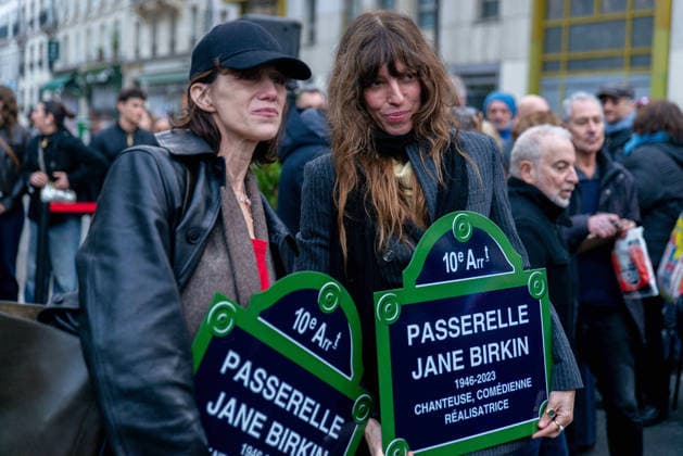 Inauguration of The Jane Birkin Footbridge - Paris Charlotte Gainsbourg, Lou Doillon attending the inauguration of the footbridge « Jane Birkin » in Paris, France on December 13, 2025. Photo by Denis Prezat ABACAPRESS.COM Paris France  Copyright: xPrezatxDenis ABACAx
