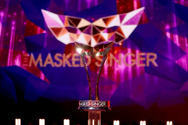 Die Sieger-Trophäe von Masked Singer in der Prosieben-Show The Masked Singer in den MMC-Studios in Ossendorf. Köln, 13.12.2025 NRW Deutschland Copyright: xChristophxHardtx