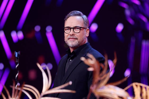 Moderator Matthias Opdenhövel in der Prosieben-Show The Masked Singer in den MMC-Studios in Ossendorf. Köln, 13.12.2025 NRW Deutschland Copyright: xChristophxHardtx