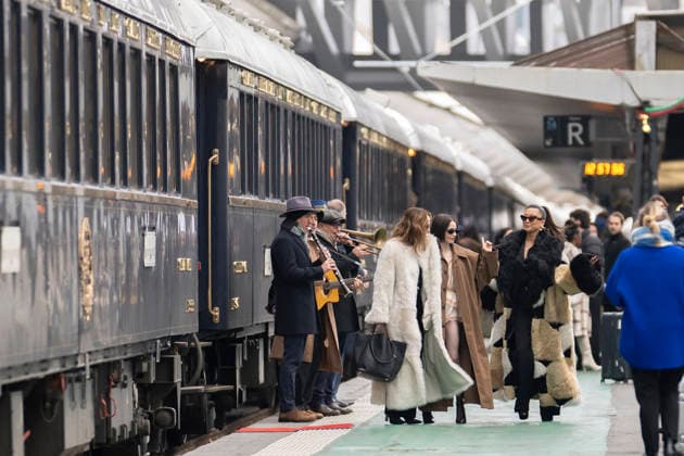 Emily in Paris cast - Paris Philippine Leroy Beaulieu, Lily Collins and Ashley Park arrive at Gare d’Austerlitz by the Orient Express in Paris, on December 14, 2025. Photo by Eliot Blondet ABACAPRES.COM Paris France France  Copyright: xBlondetxEliot ABACAx