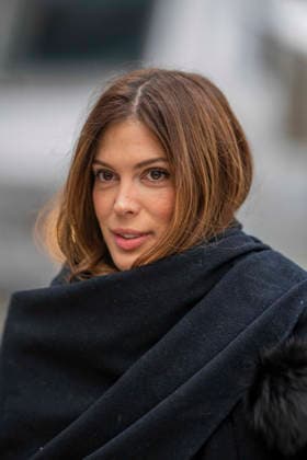 Emily in Paris cast - Paris Iris Mittenaere arrives at Gare d’Austerlitz by the Orient Express in Paris, on December 14, 2025. Photo by Eliot Blondet ABACAPRES.COM Paris France France  Copyright: xBlondetxEliot ABACAx