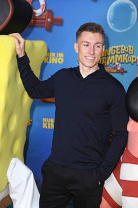 iCrimax (Max Schuster) bei der Deutschlandpremiere von SPONGEBOB SCHWAMMKOPF: PIRATEN AHOI! im Kino in der Kulturbrauerei in Berlin am 14.12.2025