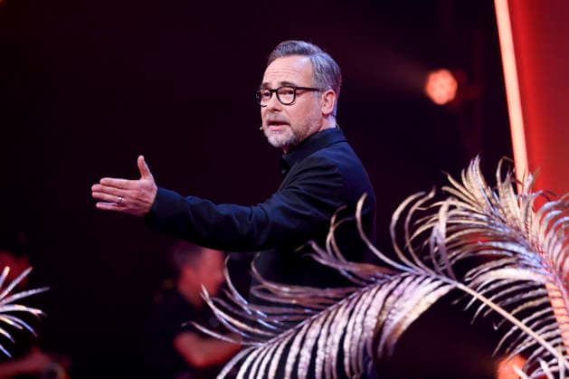 Moderator Matthias Opdenhövel in der Prosieben-Show The Masked Singer in den MMC-Studios in Ossendorf. Köln, 13.12.2025 NRW Deutschland Copyright: xChristophxHardtx
