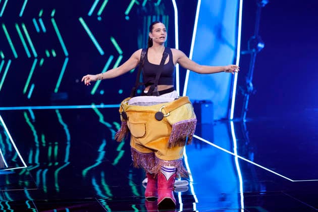 Moderatorin Amira Aly belegte als Figur Eggi Platz 4 in der Prosieben-Show The Masked Singer in den MMC-Studios in Ossendorf. Köln, 13.12.2025 NRW Deutschland Copyright: xChristophxHardtx