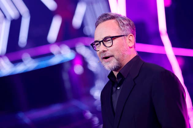 Moderator Matthias Opdenhövel in der Prosieben-Show The Masked Singer in den MMC-Studios in Ossendorf. Köln, 13.12.2025 NRW Deutschland Copyright: xChristophxHardtx
