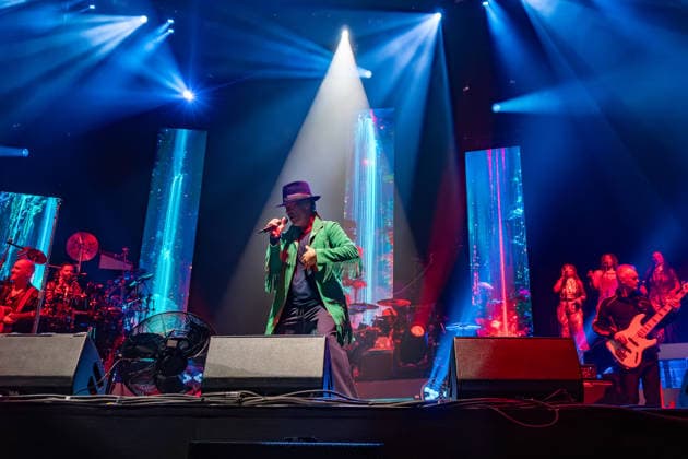 Jamiroquai live at The O2 Arena in London - 14 Dec 2025 Jamiroquai lead by Jay Kay seen performing live on stage at the O2 Arena Funk and acid jazz band Jamiroquai lead by Jay Kay played a second date at London s O2 Arena on 14th December 2025 the last date of their The Heels Of Steel Tour London United Kingdom Copyright: xBonniexBritainx xSOPAxImagesx JKB07911