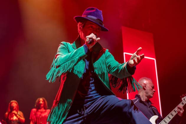 December 14, 2025, London, United Kingdom: Jamiroquai lead by Jay Kay seen performing live on stage at the O2 Arena Funk and acid jazz band Jamiroquai lead by Jay Kay played a second date at London s O2 Arena on 14th December 2025 the last date of their The Heels Of Steel Tour London United Kingdom - ZUMAs197 20251214_aaa_s197_249 Copyright: xBonniexBritainx