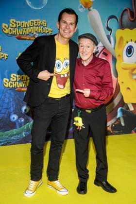 ABBberlin: Malte Arkona und Santiago Ziesmer Deutsche Synchronstimme zu Gast auf dem gelben Teppich bei der Deutschlandpremiere von SPONGEBOB SCHWAMMKOPF PIRATEN AHOI! im Kino in der Kulturbrauerei in am 14.12.2025 Berlin Deutschland