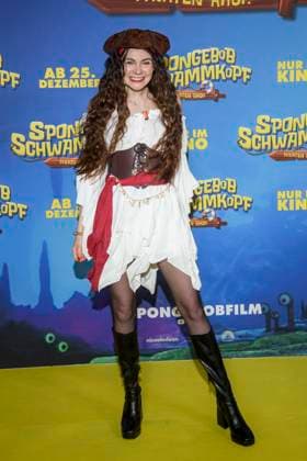 ABBberlin: Klaudia Giez zu Gast auf dem gelben Teppich bei der Deutschlandpremiere von SPONGEBOB SCHWAMMKOPF PIRATEN AHOI! im Kino in der Kulturbrauerei in am 14.12.2025 Berlin Deutschland