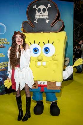 ABBberlin: Klaudia Giez zu Gast auf dem gelben Teppich bei der Deutschlandpremiere von SPONGEBOB SCHWAMMKOPF PIRATEN AHOI! im Kino in der Kulturbrauerei in am 14.12.2025 Berlin Deutschland