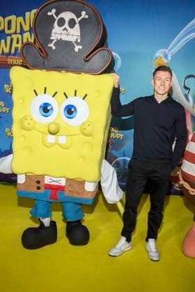 ABBberlin: Der Youtuber iCrimax Maximilian Schuster zu Gast auf dem gelben Teppich bei der Deutschlandpremiere von SPONGEBOB SCHWAMMKOPF PIRATEN AHOI! im Kino in der Kulturbrauerei in am 14.12.2025 Berlin Deutschland
