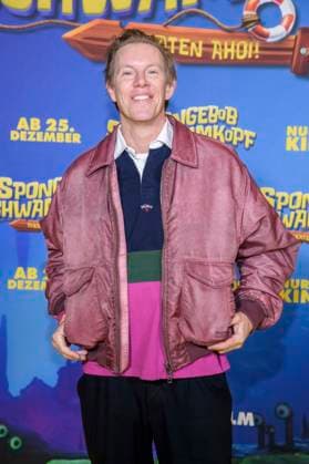 ABBberlin: Simon Gosejohann zu Gast auf dem gelben Teppich bei der Deutschlandpremiere von SPONGEBOB SCHWAMMKOPF PIRATEN AHOI! im Kino in der Kulturbrauerei in am 14.12.2025 Berlin Deutschland
