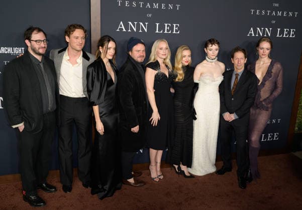 Testament of Ann Lee Premiere - Los Angeles, USA LOS ANGELES, USA. December 14, 2025: Andrew Morrison, Lewis Pullman, Stacy Martin, Brady Corbet, Mona Fastvold, Amanda Seyfried, Thomasin McKenzie, Tim Blake Nelson & Natalie Shinnick at the premiere of The Testament of Ann Lee at the Linwood Dunn Theatre. Los Angeles CA USA  Copyright: xPaulxSmith Featureflashx