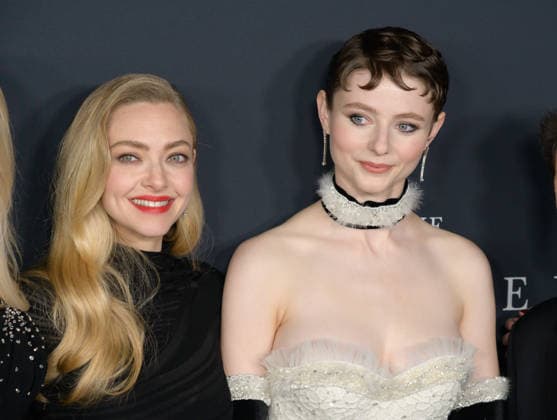 Testament of Ann Lee Premiere - Los Angeles, USA LOS ANGELES, USA. December 14, 2025: Amanda Seyfried & Thomasin McKenzie at the premiere of The Testament of Ann Lee at the Linwood Dunn Theatre. Los Angeles CA USA  Copyright: xPaulxSmith Featureflashx