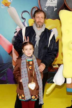 Oliver Korittke mit Tochter Frida bei der Premiere des Kinofilms SpongeBob Schwammkopf: Piraten Ahoi! im Kino in der KulturBrauerei. Berlin, 14.12.2025