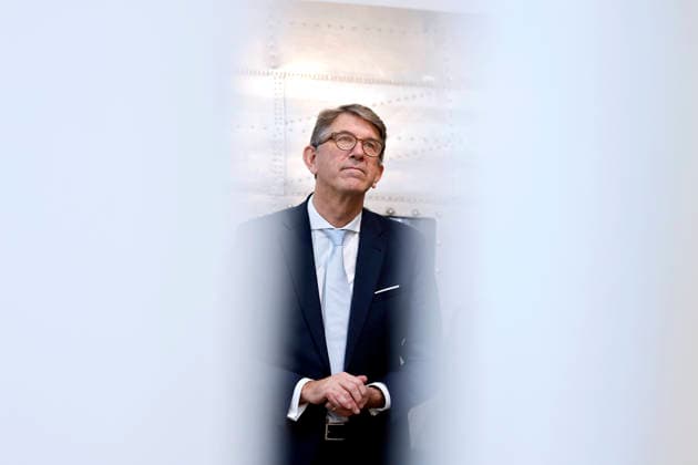 Kulturstaatsminister Wolfram Weimer (parteilos), Beauftragter der Bundesregierung für Kultur und Medien, bei der Eröffnung der neuen Dauerausstellung Du bist Teil der Geschichte im Haus der Geschichte in Bonn, welche die Geschichte Deutschlands von 1945 bis zur Gegenwart beleuchtet. Bonn, 08.12.2025 NRW Deutschland Copyright: xChristophxHardtx