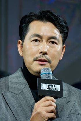 Disney Plus series Made In Korea press conference SEOUL, SOUTH KOREA, DEC 15: South Korean actor Jung Woo-sung during Disney Plus series Made In Korea press conference at the InterContinental Seoul Parnas in Seoul, South Korea, on December 15, 2025. Seoul the InterContinental Seoul Parna South Korea 8247_286149 Copyright: xStevexChoxKyewoong PentaxPressx