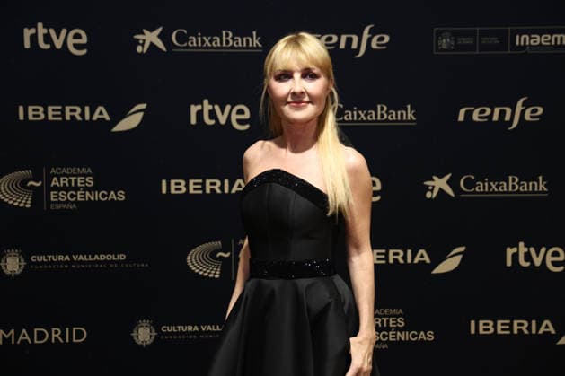 Photocall prior to the Gala of the Academy of Performing Arts of Spain The president of the Academy, Cayetana Guillén Cuervo, poses during the photocall prior to the Gala of the Academy of Performing Arts of Spain, at the Teatro Calderón, on December 15, 2025, in Valladolid, Castilla y León Spain The Academy of Performing Arts of Spain, with the collaboration of the Municipal Foundation of Culture of Valladolid, celebrates its ceremony of Gold Medals and Distinctions of Honor, a recognition of individuals or entities with an outstanding professional career in the performing arts, celebrates its Gold Medals and Distinctions of Honor Award Ceremony, a recognition to individuals or entities with an outstanding professional career in the field Copyright: xPhotogenic ClaudiaxAlbax 7171752