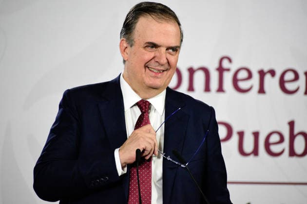 Mexico™s President Claudia Sheinbaum Presents Tariff Package Mexico s Economic Minister, Marcelo Ebrard Casaubon, speaks during a news conference about the tariffs approved by the Mexican Congress, to be applied starting January 1, 2026 at National Palace. on December 15, 2025 in Mexico City, Mexico. Mexico City CDMX Mexico Copyright: xLuisxBarronx