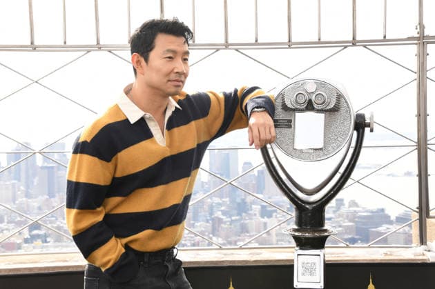 NEW YORK, NY- DECEMBER 15: Simu Liu pictured as the cast of Peacock™s upcoming espionage thriller series, The Copenhagen Test visit the Empire State Building Observatory ahead of it™s December 27th premiere in New York City on December 15, 2025. Copyright: xMediaPunchx