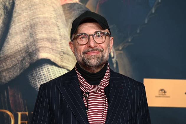 Philipp STOELZL, Stölzl, Regisseur, Portraet, Porträt, Portrait, Angeschnittenes Einzelbild, Einzelmotiv, Roter Teppich, Red Carpet Show, Ankunft, arrival, Filmpremiere DER MEDICUS 2 am 15.12.2025 im Cinedom-Kino in Koeln,