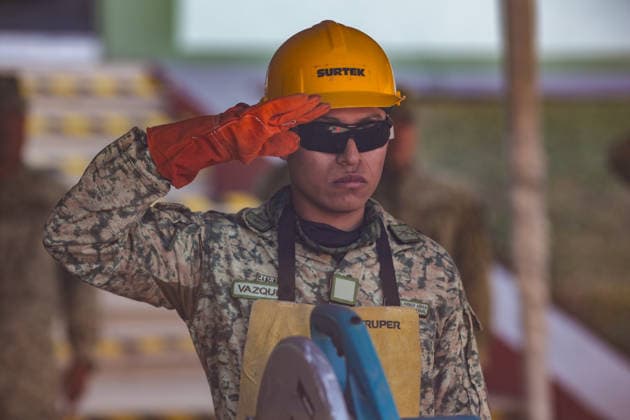 Mexico destroys hundreds of seized weapons in Arms Destruction Ceremony CULIACAN, SINALOA - DECEMBER 15: The Mexican Army destroy 922 firearms and 190.000 rounds of ammunition seized from organized crime in recent months in Culiacan, Sinaloa, Mexico on December 15, 2025. During the destruction ceremony, saws were used to render the weapons inoperable. The seized firearms and ammunition correspond to recent confiscations carried out in the context of the conflict between criminal factions of the Cartel de Sinaloa, which has left nearly 3,000 people dead and 3,000 missing in the state of Sinaloa. The event was held at the Ninth Military Zone in Culiacan, with the presence of local authorities. Jesus Verdugo Anadolu Culiacan Mexico. Editoria  Copyright: x2025xAnadoluxJesusxVerdugox