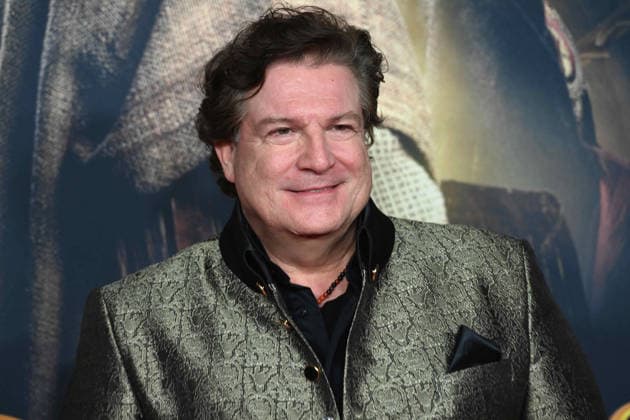 Francis FULTON-SMITH, Schauspieler, Portraet, Porträt, Portrait, Angeschnittenes Einzelbild, Einzelmotiv, Roter Teppich, Red Carpet Show, Ankunft, arrival, Filmpremiere DER MEDICUS 2 am 15.12.2025 im Cinedom-Kino in Koeln,