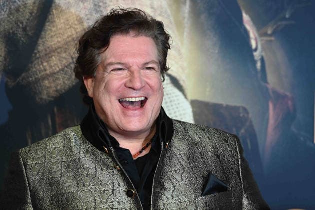 Francis FULTON-SMITH, Schauspieler, Portraet, Porträt, Portrait, Angeschnittenes Einzelbild, Einzelmotiv, Roter Teppich, Red Carpet Show, Ankunft, arrival, Filmpremiere DER MEDICUS 2 am 15.12.2025 im Cinedom-Kino in Koeln,
