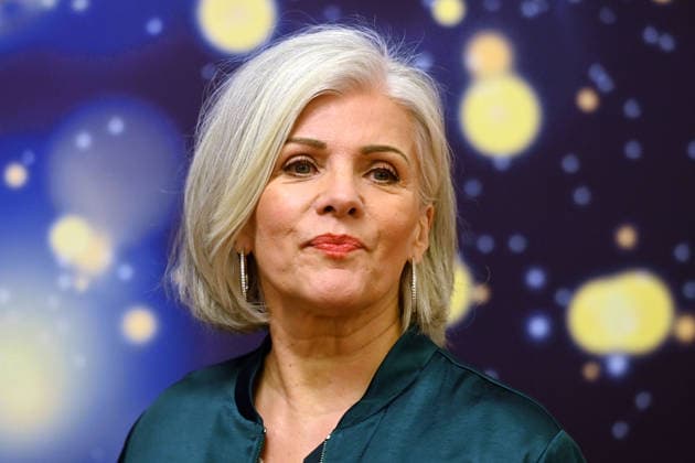 Birgit SCHROWANGE Einzelbild,angeschnittenes Einzelmotiv,Portraet,Portrait,Porträt. Adventskonzert des Bayerischen Ministerpraesidenten am 15.12.2025 im Cuvillies Theater in der Residenz in Muenchen.