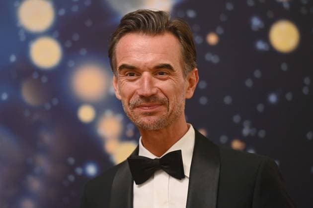 Florian SILBEREISEN (Moderator,Schauspieler,Musiker), Einzelbild,angeschnittenes Einzelmotiv,Portraet,Portrait,Porträt Adventskonzert des Bayerischen Ministerpraesidenten am 15.12.2025 im Cuvillies Theater in der Residenz in Muenchen.