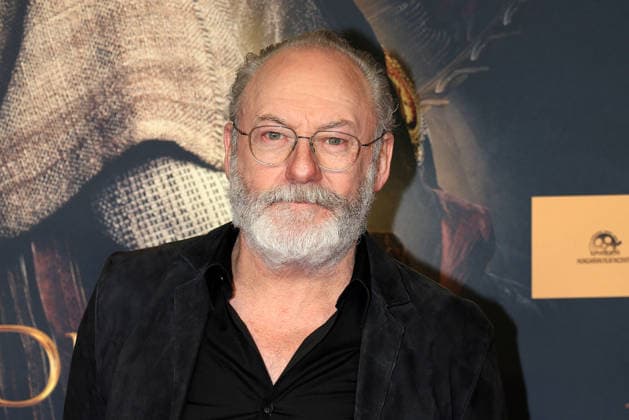 Liam Cunningham bei der Kinopremiere von Der Medicus 2 am 15.12.2025 in Koeln Der Medicus 2 Kinopremiere in Koeln