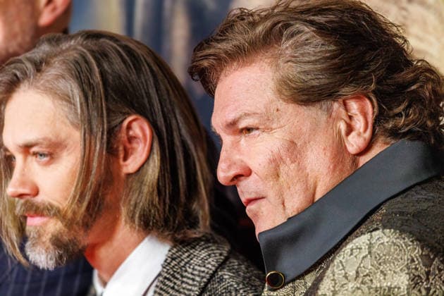 15.12.2025. Köln. Weltpremiere des Historienfilms DER MEDICUS 2 im Cinedom Köln. Red Carpet. Hier: Tom Payne, Francis Fulton-Smith Köln Cinedom Nordrhein-Westfalen Deutschland
