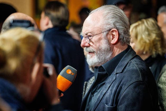 15.12.2025. Köln. Weltpremiere des Historienfilms DER MEDICUS 2 im Cinedom Köln. Red Carpet. Hier: Liam Cunningham Köln Cinedom Nordrhein-Westfalen Deutschland