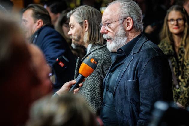 15.12.2025. Köln. Weltpremiere des Historienfilms DER MEDICUS 2 im Cinedom Köln. Red Carpet. Hier: Liam Cunningham Köln Cinedom Nordrhein-Westfalen Deutschland