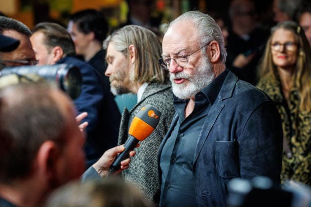 15.12.2025. Köln. Weltpremiere des Historienfilms DER MEDICUS 2 im Cinedom Köln. Red Carpet. Hier: Liam Cunningham Köln Cinedom Nordrhein-Westfalen Deutschland