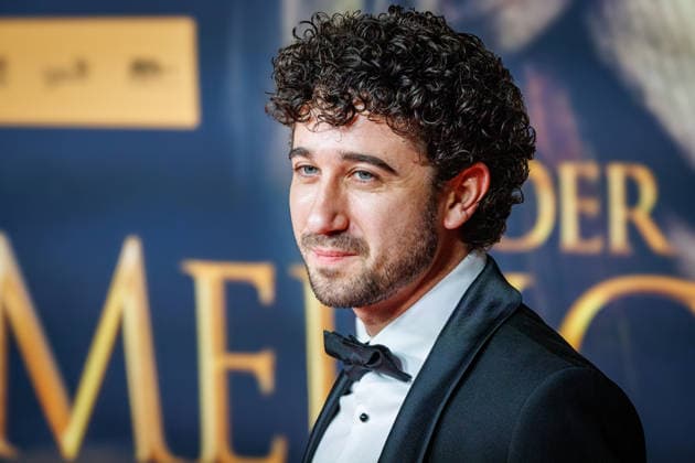 15.12.2025. Köln. Weltpremiere des Historienfilms DER MEDICUS 2 im Cinedom Köln. Red Carpet. Hier: Jaouhar Ben Ayed Köln Cinedom Nordrhein-Westfalen Deutschland
